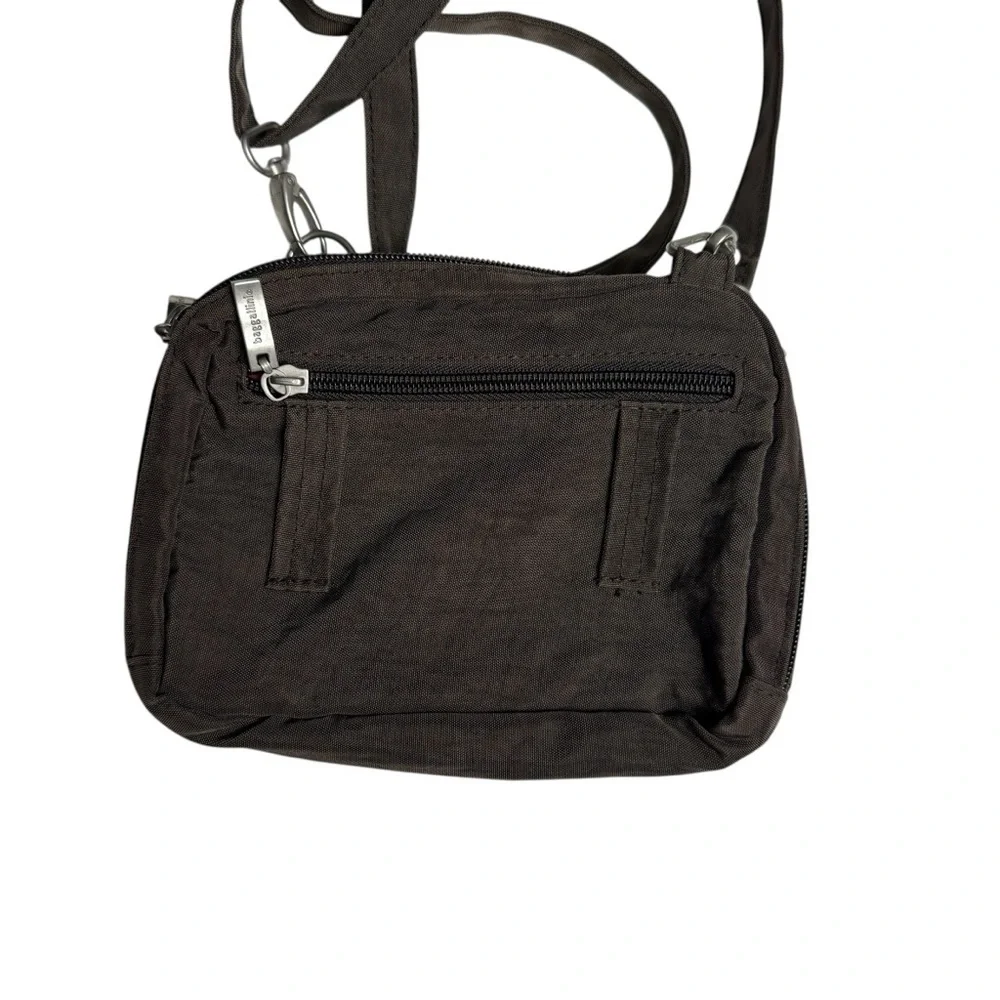 BAGGALLINI The Only Multiple 6-Pocket Brown Nylon Crossbody Travel Bag Purse